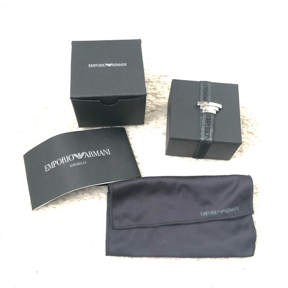 Emporio Armani Small jewelry magnetic box with pouch,booklet & insert box - Picture 1 of 8